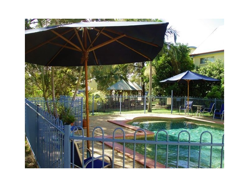 4 Double Island Drive, Rainbow Beach QLD 4581