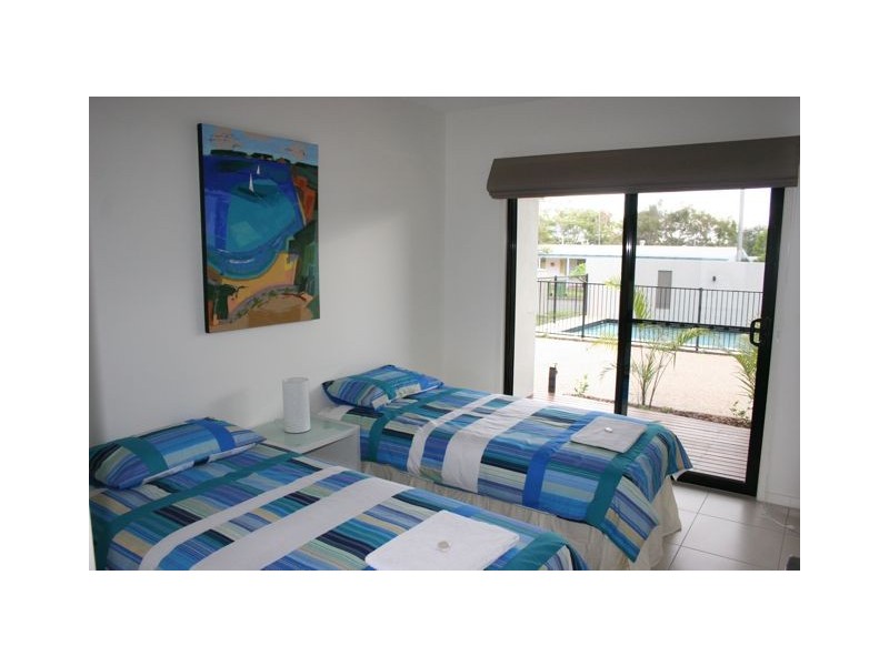 4/7 Spectrum Street, Rainbow Beach QLD 4581