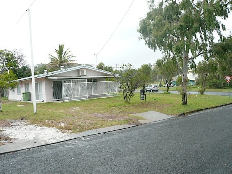 13 Indigo Avenue, Rainbow Beach QLD 4581