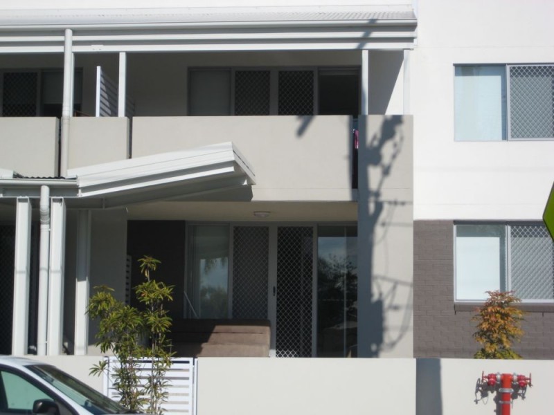 1/219 Tufnell Rd, Banyo QLD 4014