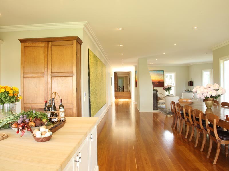 - Illawarra Highway, Moss Vale NSW 2577