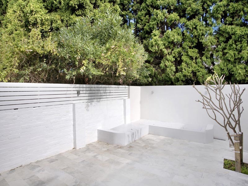 12 Waimea Avenue, Woollahra NSW 2025