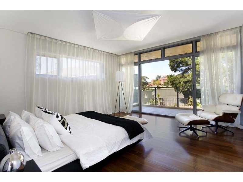 16 Lenthall Street, Kensington NSW 2033