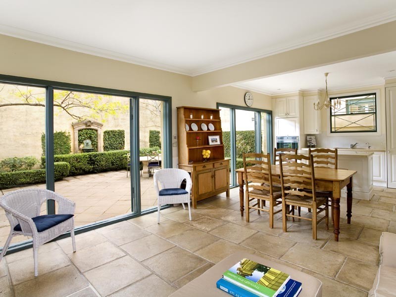 2 Sutherland Avenue (off Cecil St via Hampden St), Paddington NSW 2021