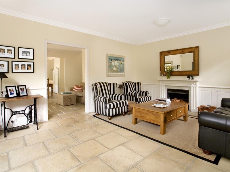 2 Sutherland Avenue (off Cecil St via Hampden St), Paddington NSW 2021