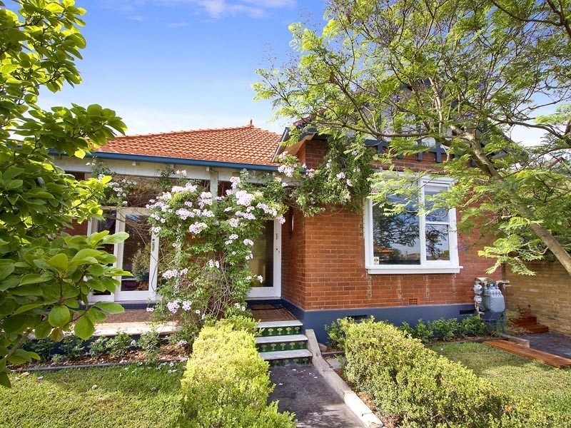 32 Lenthall Street – UNDER OFFER, Kensington NSW 2033