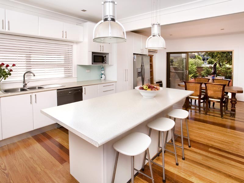 76 Macquarie Street, Chifley NSW 2036