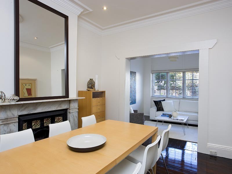 43 Womerah Avenue (one way off Liverpool Street), Darlinghurst NSW 2010