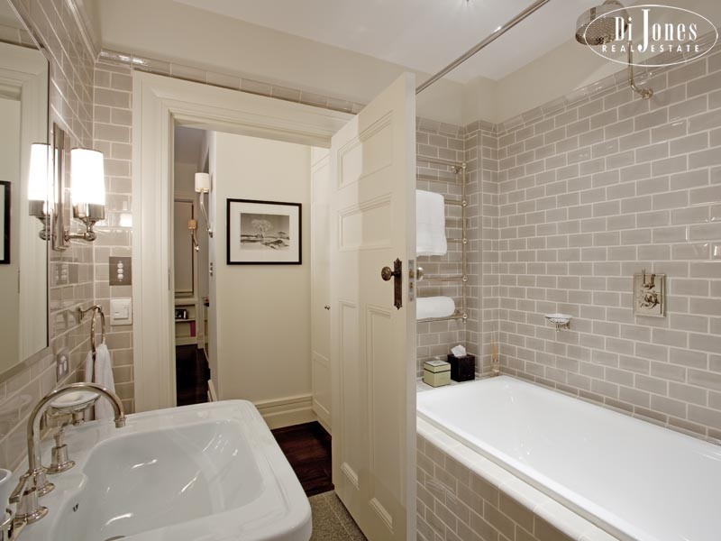 Apt 3/Kingsclere, 1 Greenknowe Avenue (cnr Macleay St.), Elizabeth Bay NSW 2011