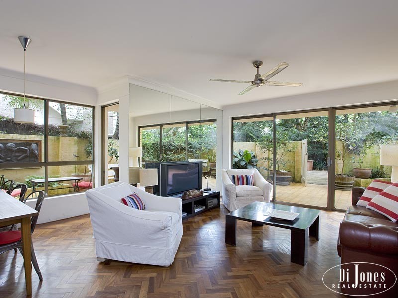 Apt. 1 Queensboro 1 Queens Avenue (via Waratah St.), Rushcutters Bay NSW 2011