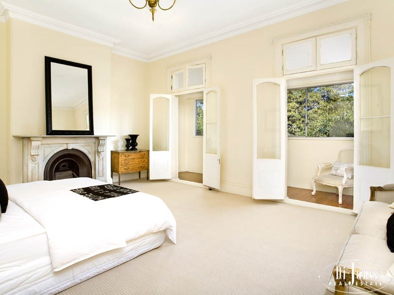 22 Moore Park Road, Paddington NSW 2021