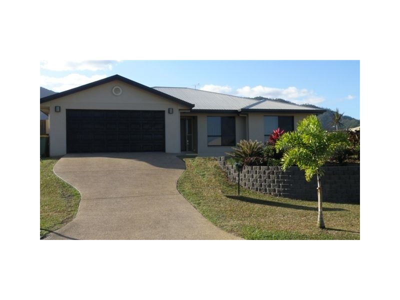 6 Carron Close, Bentley Park QLD 4869