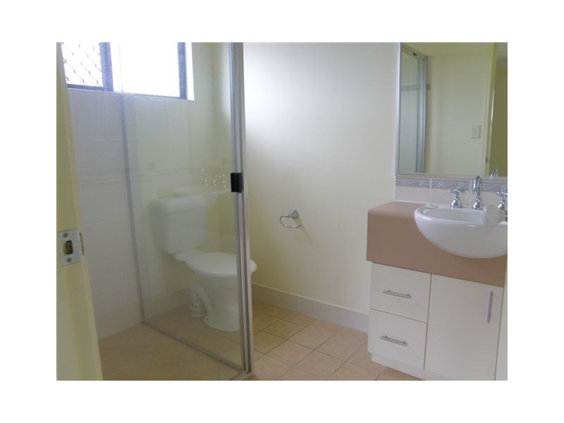 6 Carron Close, Bentley Park QLD 4869