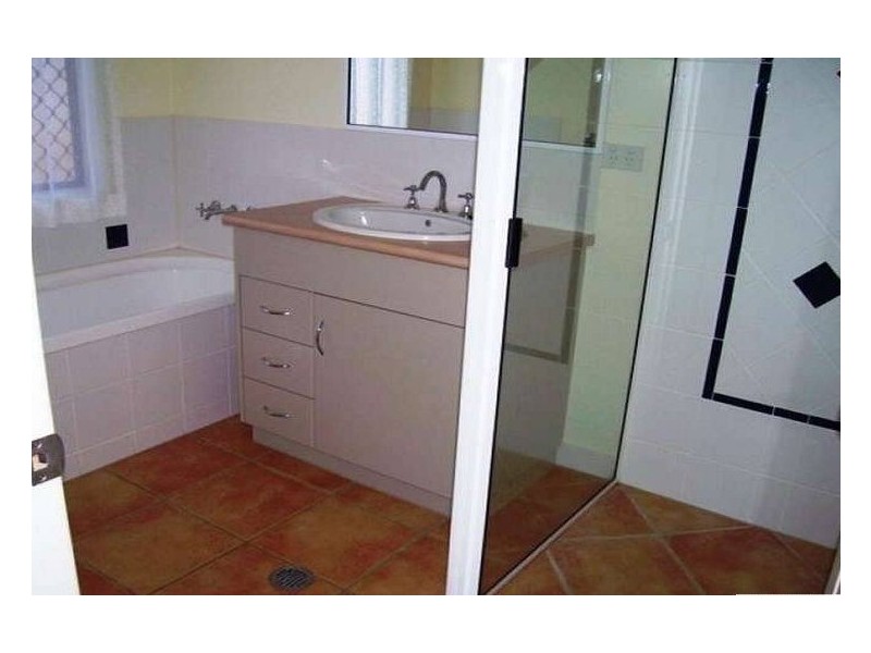 18 Cottonwood Close, Mount Sheridan QLD 4868