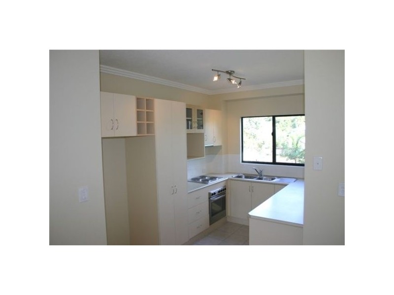 5/183 Martyn Sttreet, Manunda QLD 4870