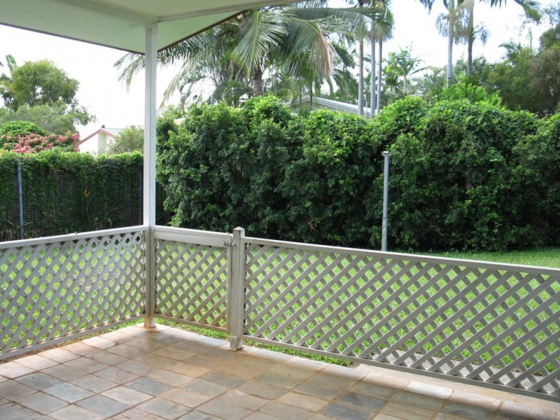 25 Diamond, Mount Sheridan QLD 4868