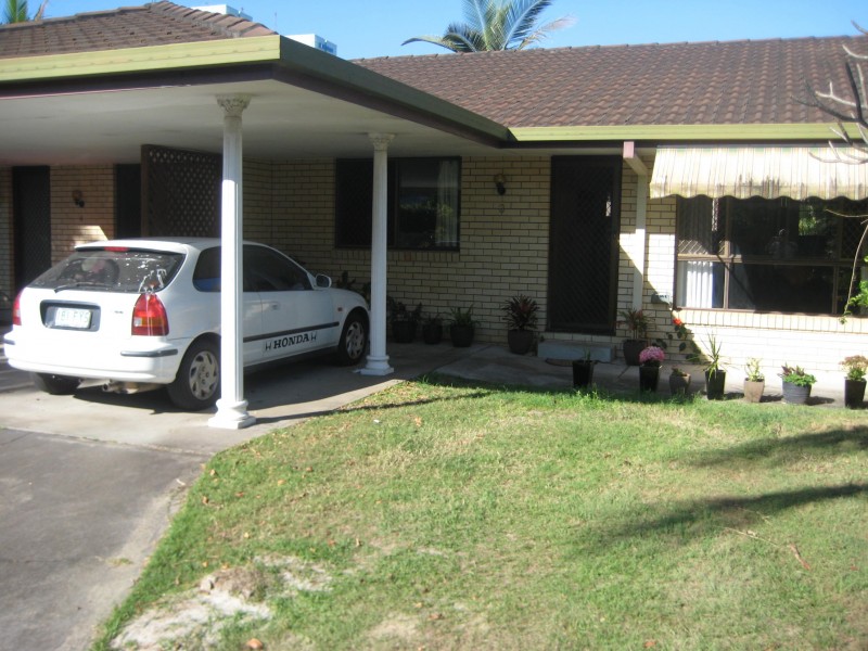 3/9 Hooker Blv, Broadbeach Waters QLD 4218