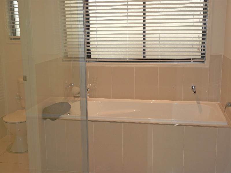 Augustine Heights QLD 4300