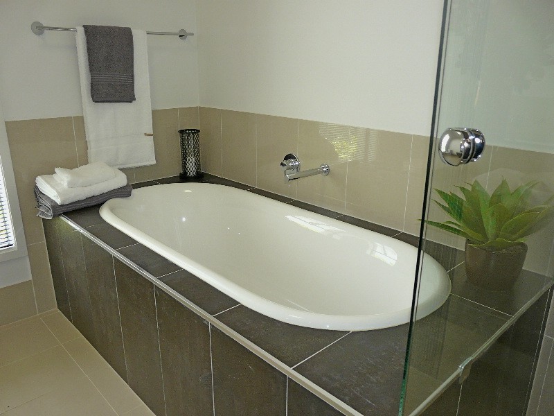 Stretton QLD 4116