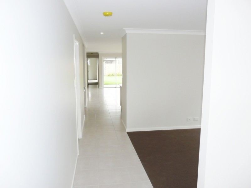 Hope Island QLD 4212