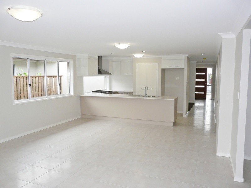 Hope Island QLD 4212