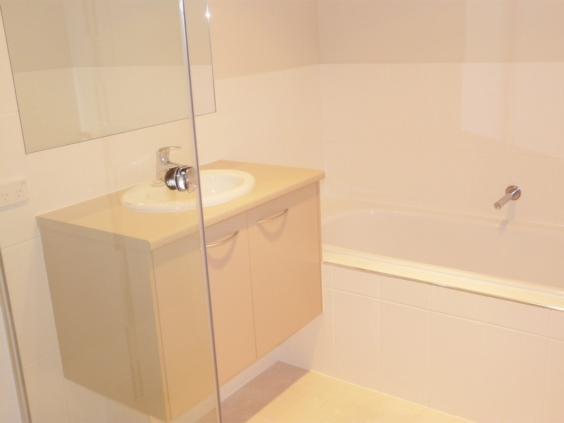 Hope Island QLD 4212