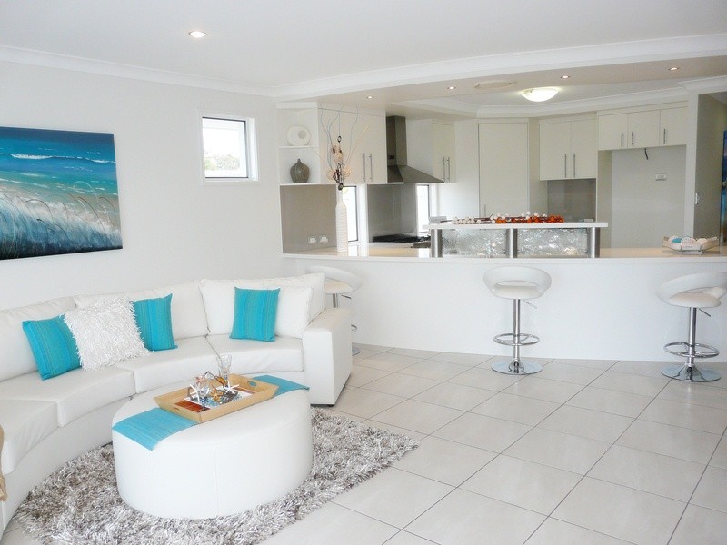 4 Tooringoor Close, Pelican Waters QLD 4551