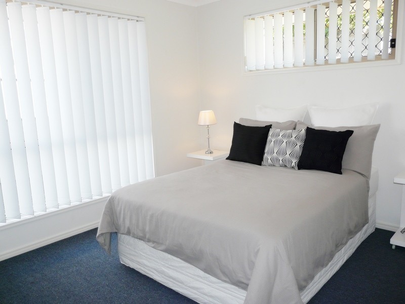 4 Trafalgar Vale Avenue, Wellington Point QLD 4160