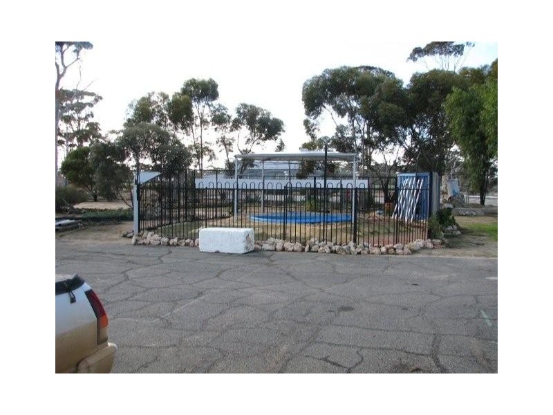 North Baandee WA 6412