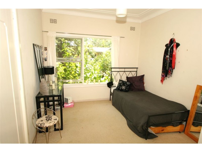 4 Georgina Ave, Elanora Heights NSW 2101