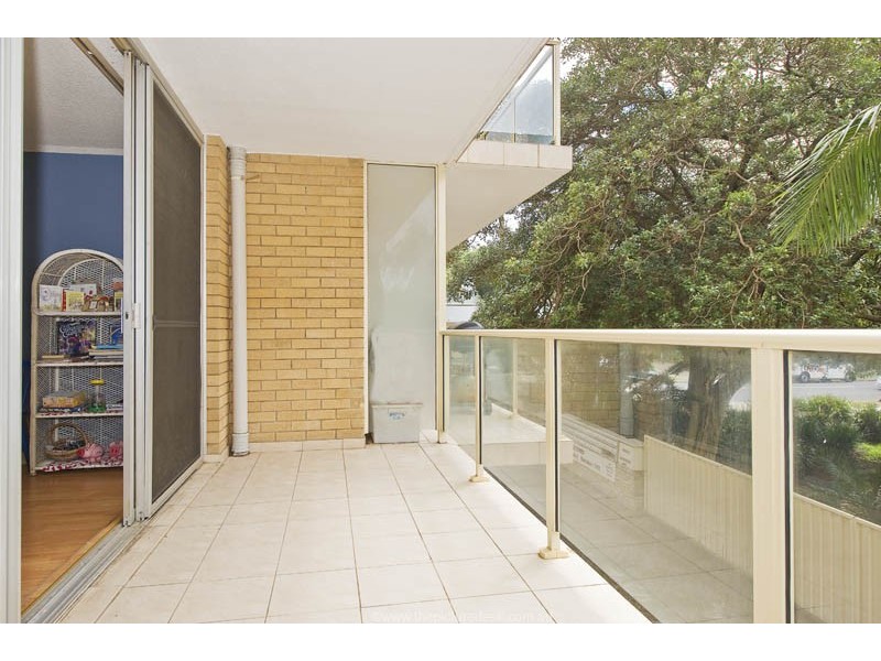 2/18 Mactier St, Narrabeen NSW 2101