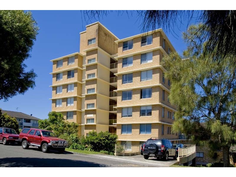 2/18 Mactier St, Narrabeen NSW 2101