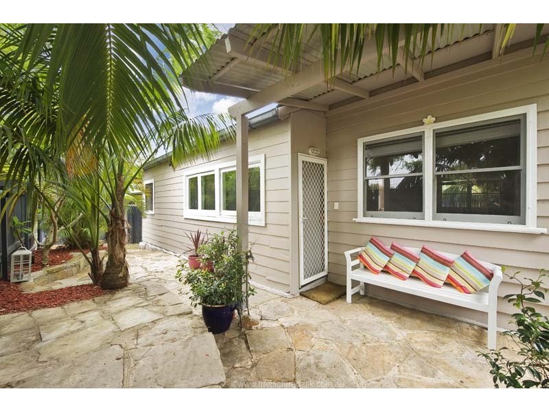 13 Kuru St, North Narrabeen NSW 2101