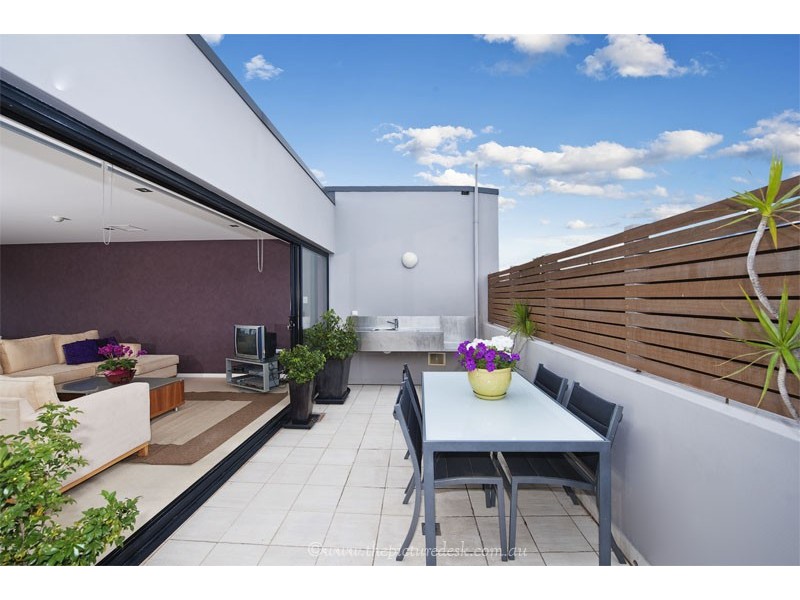 6/2 Berry Ave, North Narrabeen NSW 2101