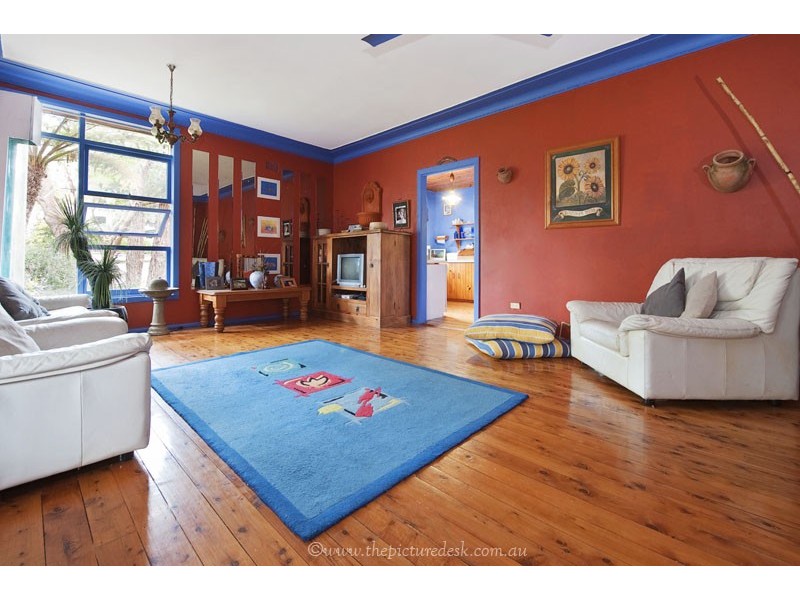 23 Irrawong Rd, North Narrabeen NSW 2101