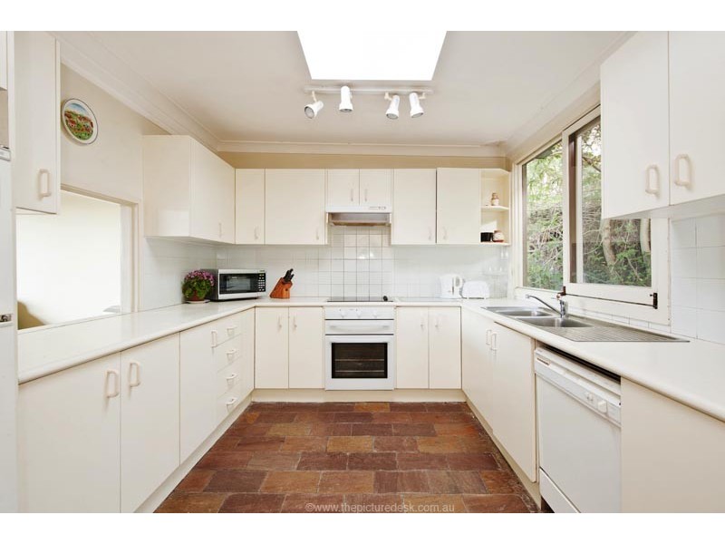 34 Bolwarra Rd, North Narrabeen NSW 2101