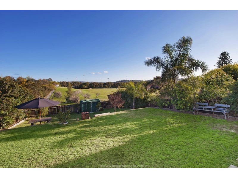 31 Arnott Cres, Warriewood NSW 2102