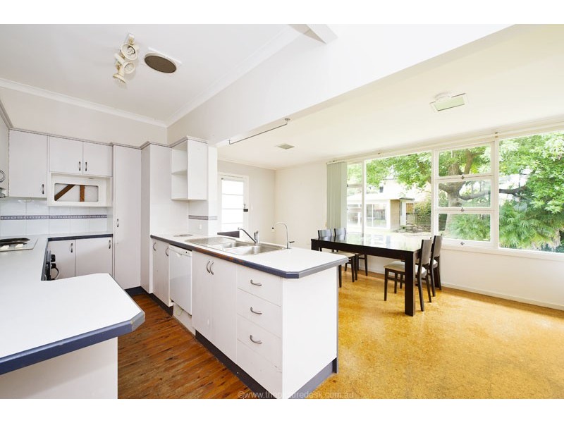 129 Powder Works Rd, Elanora Heights NSW 2101