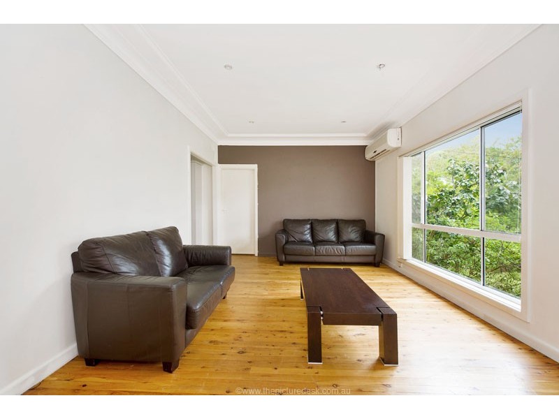 129 Powder Works Rd, Elanora Heights NSW 2101