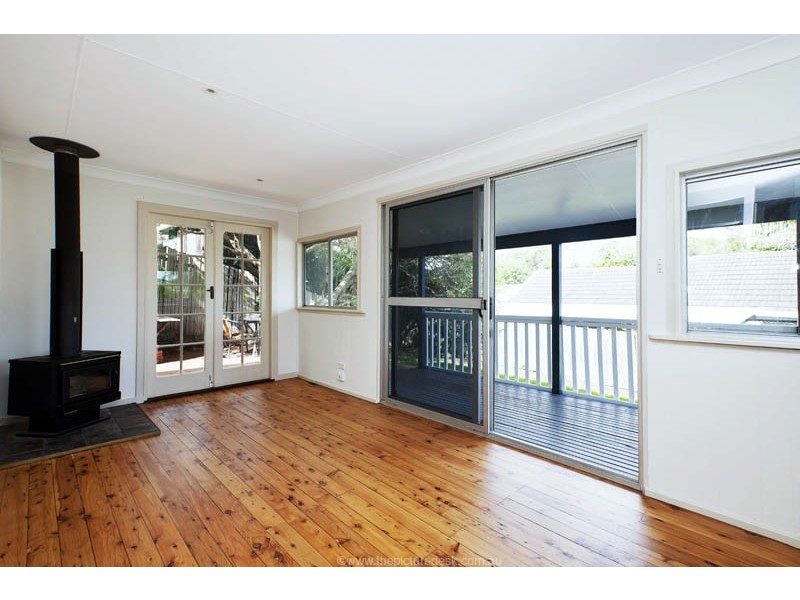 13a Narrabeen Park Pde, North Narrabeen NSW 2101