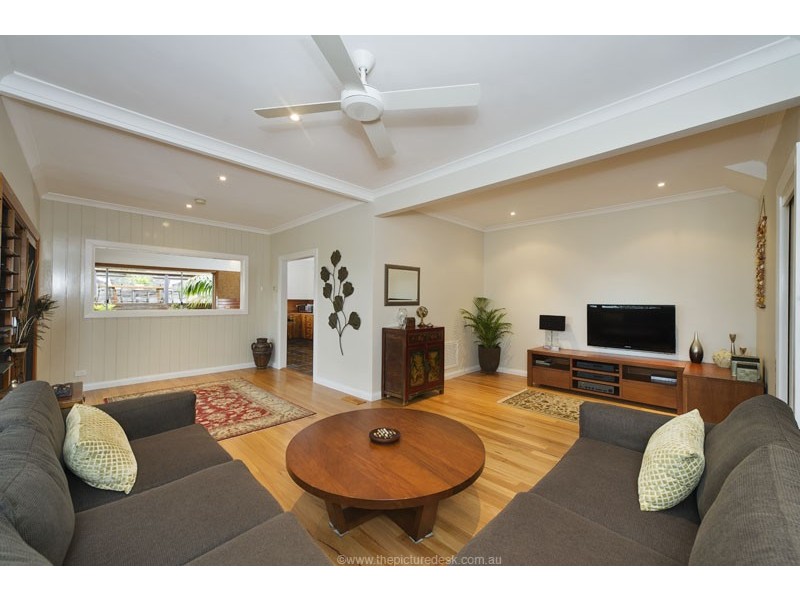 10 Allawah Av, Elanora Heights NSW 2101