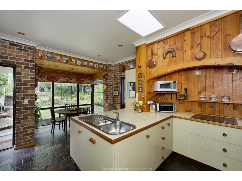 3 Canungra Pl, Elanora Heights NSW 2101