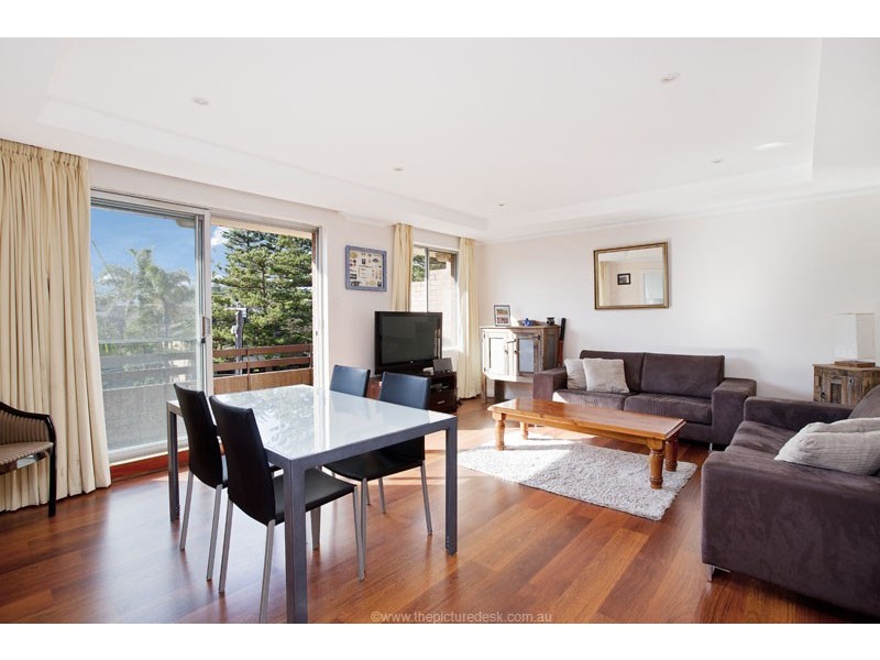 8/2 Robertson St, Narrabeen NSW 2101