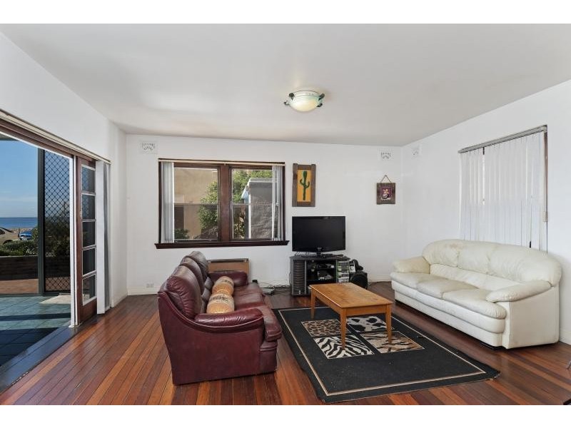 2/1206 Pittwater Rd, Narrabeen NSW 2101