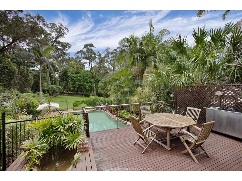 10 Weeroona Ave, Elanora Heights NSW 2101