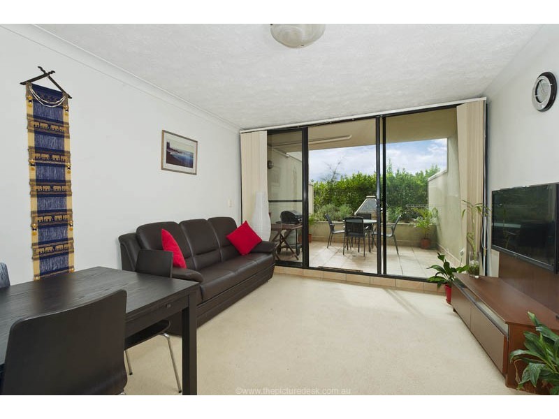 2/20 Waterloo Street, Narrabeen NSW 2101