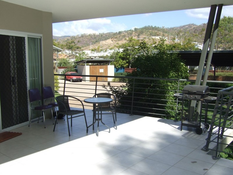 4/159 Riverside Boulevard, Douglas QLD 4814