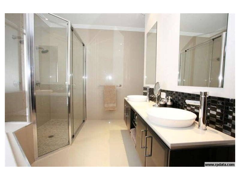 6 Riverwood Drive, Idalia QLD 4811