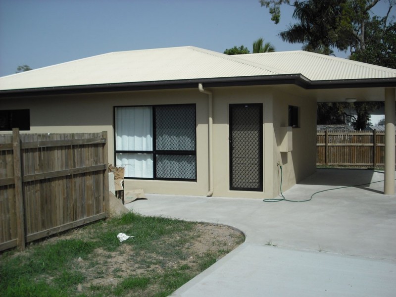 20 PANKINA STREET, Mount Louisa QLD 4814