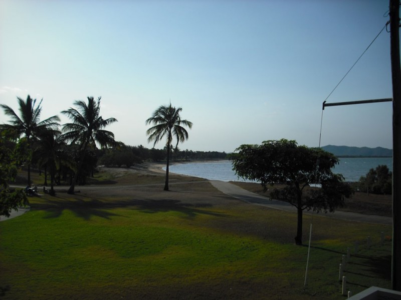 1 108 THE ESPLANADE, Belgian Gardens QLD 4810